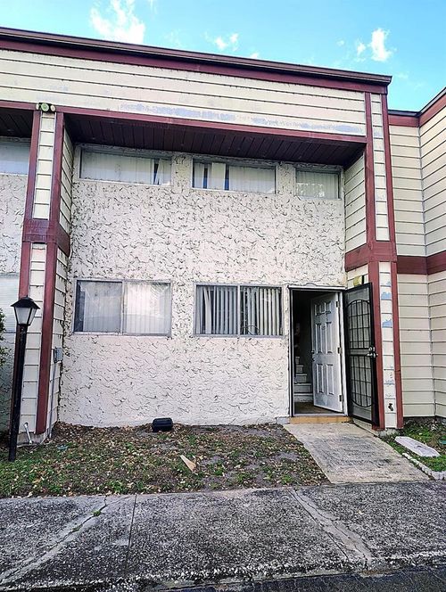 c5-3996 Crayrich Cir, ORLANDO, FL, 32839-7556 | Card Image