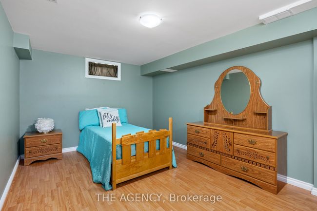 1 Applegrove Crt, House other with 6 bedrooms, 4 bathrooms and 4 parking in Brampton ON | Image 27