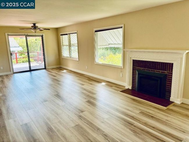 Dining Area & Rear Deck | Image 10