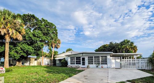 1624 Ne Orion St, Jensen Beach, FL, 34957-3971 | Card Image