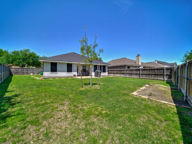 2040 Old Glory Ln, House other with 3 bedrooms, 2 bathrooms and null parking in Heartland TX | Image 23