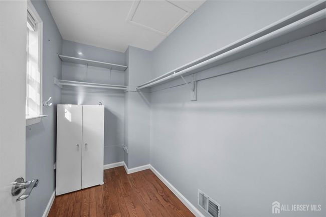 215 Nebula Rd, Townhouse with 3 bedrooms, 4 bathrooms and null parking in Piscataway NJ | Image 22