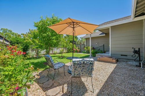 2321 Mandarin Lane, Santa Rosa, CA, 95401 | Card Image
