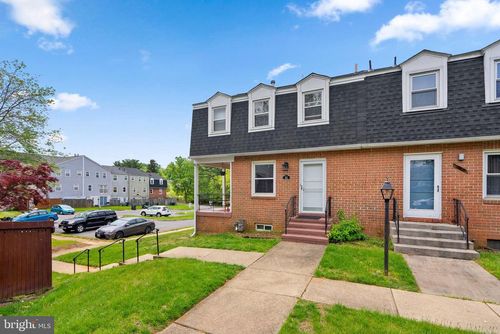 41-81 Watkins Park Dr, UPPER MARLBORO, MD, 20774-1627 | Card Image