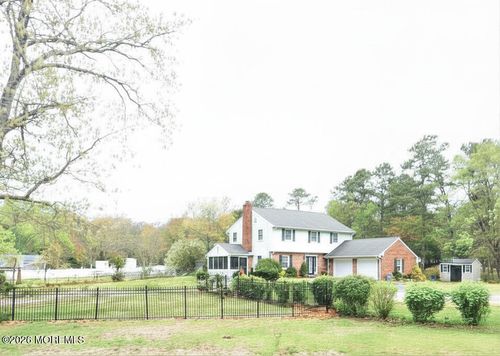 612 Bennetts Mills Rd, Jackson, NJ, 08527-3848 | Card Image
