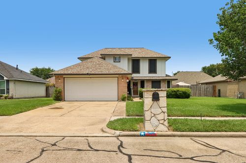 1505 Roosevelt Dr, Deer Park, TX, 77536-5158 | Card Image