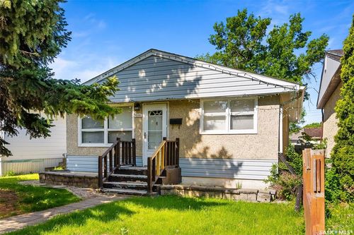 1230 Campbell St, Regina, SK, S4T5P7 | Card Image