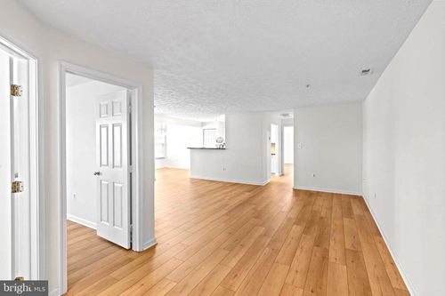 apt-203-700 Orchard Overlook, ODENTON, MD, 21113-2813 | Card Image
