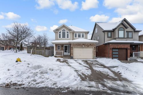 107 Skipton Cres, Cambridge, ON, N3C4P2 | Card Image