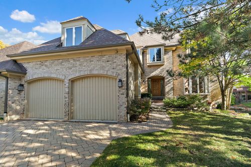 45 Tartan Lakes Dr, Westmont, IL, 60559-6163 | Card Image