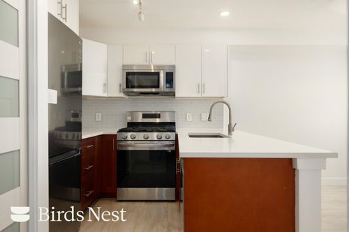 31-9339 Alberta Rd, Richmond, BC, V6Y4E3 | Card Image