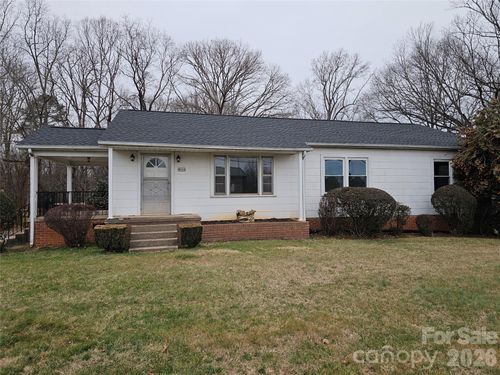 4061 Springs Rd, Conover, NC, 28613-7796 | Card Image