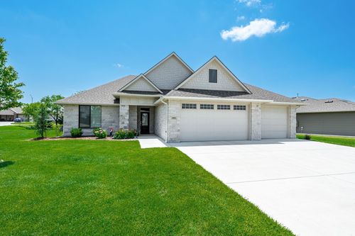 6005 Forbes St, Bel Aire, KS, 67220-6400 | Card Image