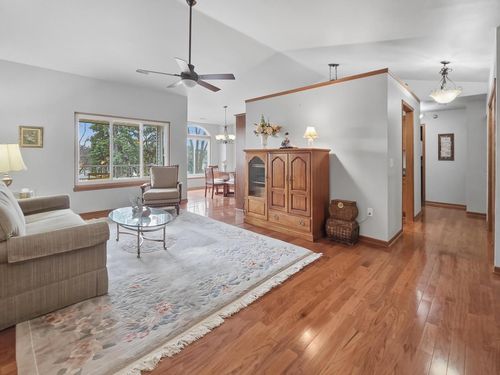 203-18125 W Wisconsin Avenue, Brookfield, WI, 53045 | Card Image