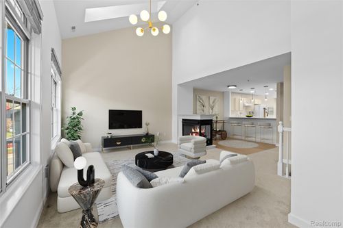 35-145 E Bay Dr, Walled Lake, MI, 48390-3526 | Card Image