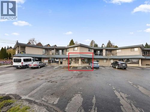 4-682 Gibsons Way, Gibsons, BC, V0N1V9 | Card Image