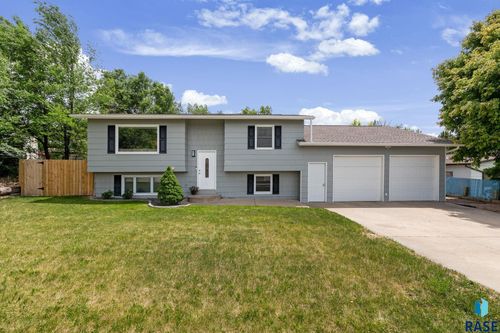 7501 Jenter Dr, Black Hawk, SD, 57718 | Card Image