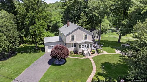 3112 Donald Ct, Mohegan Lake, NY, 10547-1921 | Card Image