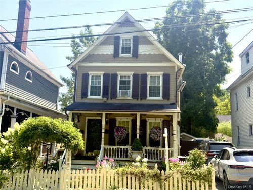 133 Cedar Hill Ave, Nyack, NY, 10960-3745 | Card Image
