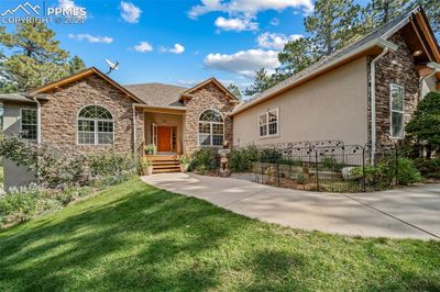 8174 Inca Road, House other with 5 bedrooms, 3 bathrooms and 3 parking in Larkspur CO | Image 2