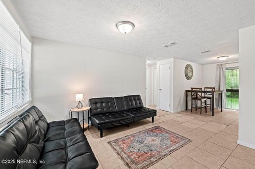 4504 Lincrest Dr S, JACKSONVILLE, FL, 32208-1951 | Card Image