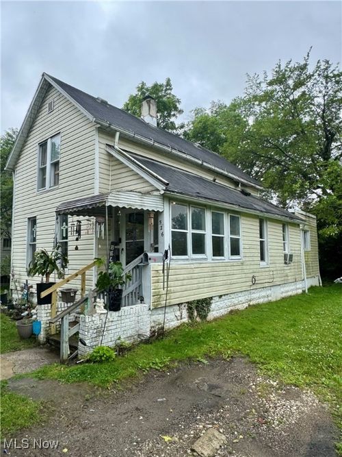 526 Madison Ave, Akron, OH, 44320-2921 | Card Image