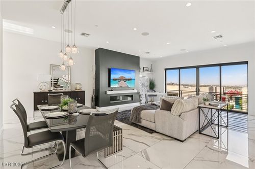 426 Tranquil Peak Ct, Henderson, NV, 89012-5848 | Card Image