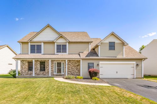 907 Autumn Ridge Rd, Sandwich, IL, 60548-3411 | Card Image