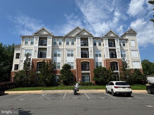 7-405-11352 Aristotle Dr, FAIRFAX, VA, 22030-0924 | Card Image