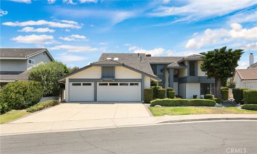 18868 Mount Morgan Cir, Fountain Valley, CA, 92708-6517 | Card Image