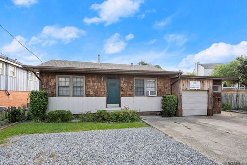 3343 Tula St, Baton Rouge, LA, 70802-7949 | Card Image