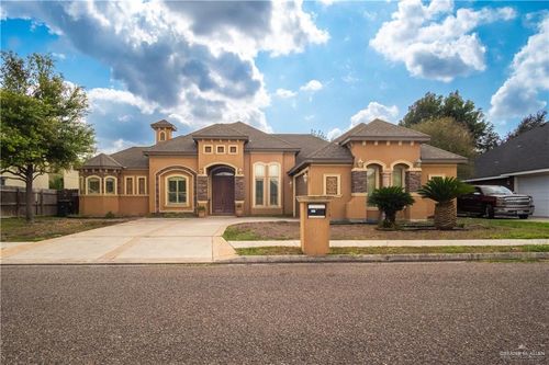 1308 E 28th St, Mission, TX, 78574-2800 | Card Image