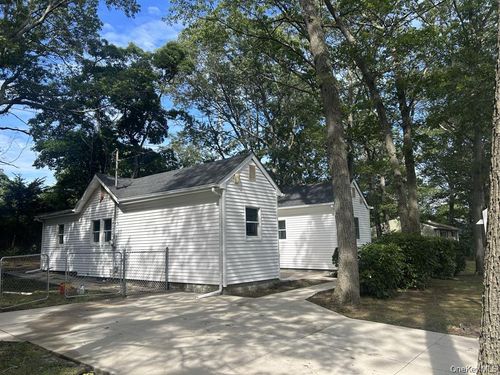 277 Prince Rd, Rocky Point, NY, 11778-9708 | Card Image