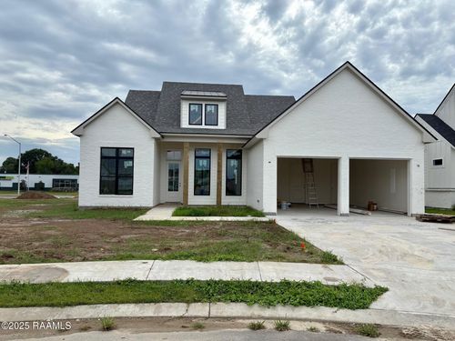119 Travellers Palm Way, Youngsville, LA, 70592-6894 | Card Image