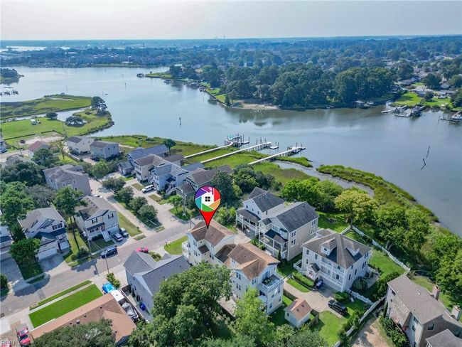 9509 14 Th Bay St, House attached with 4 bedrooms, 3 bathrooms and null parking in Norfolk VA | Image 49