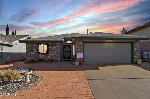 11895 David Forti Dr, El Paso, TX, 79936-2648 | Card Image