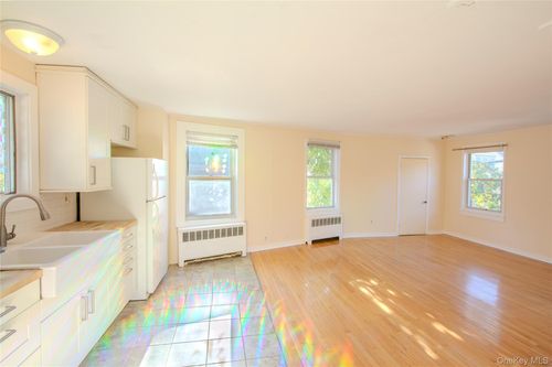 129-131 Main St, Cold Spring, NY, 10516-2813 | Card Image