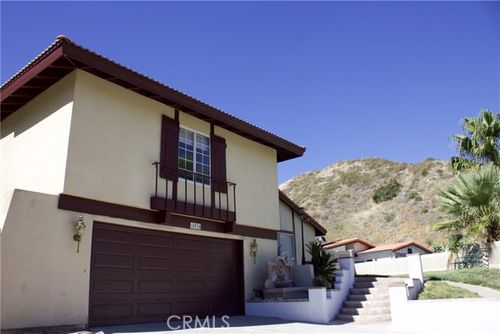 18934 Tenderfoot Trail Rd, Newhall, CA, 91321-3339 | Card Image