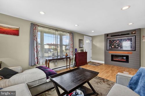 315 Summer Ave, HORSHAM, PA, 19044-2538 | Card Image