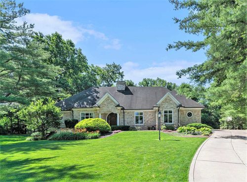 58900 River Forest Dr, Goshen, IN, 46528-8306 | Card Image
