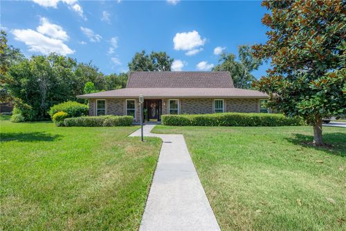 13313 Golf Crest Cir, TAMPA, FL, 33618-8648 | Card Image