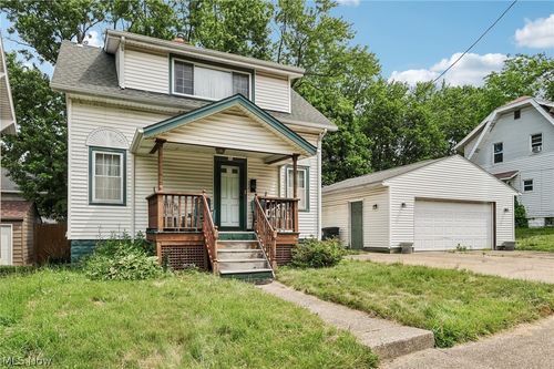 861 5th Ave, Akron, OH, 44306-1449 | Card Image