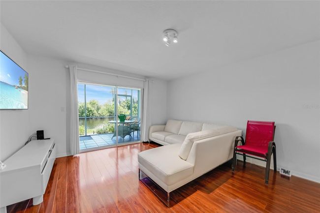 APT-2101 - 5725 Greenwood Ave, Condo with 2 bedrooms, 2 bathrooms and null parking in NORTH PORT FL | Image 13