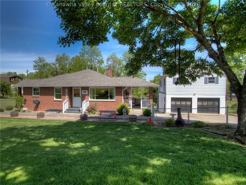 3005 Mount Vernon Rd, Hurricane, WV, 25526-9747 | Card Image