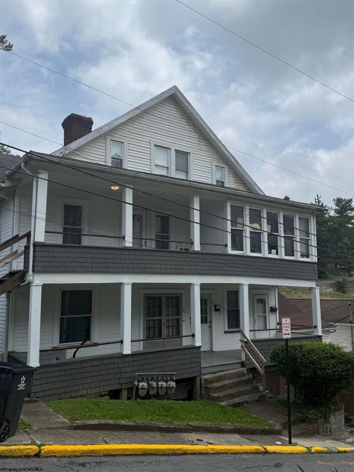 740 Weaver St, Morgantown, WV, 26505-5109 | Card Image