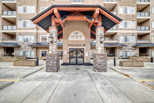 437-10 Discovery Ridge Close Sw, Calgary, AB, T3H5X3 | Card Image