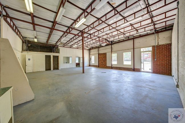 1605 E Avenue A, Home with 0 bedrooms, 0 bathrooms and null parking in Hooks TX | Image 12
