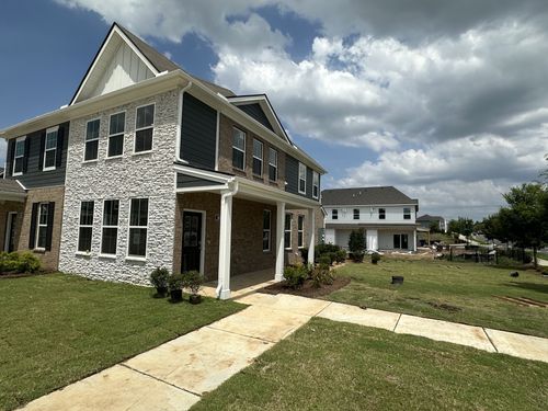 300 Hanbury Way, Lebanon, TN, 37087 | Card Image