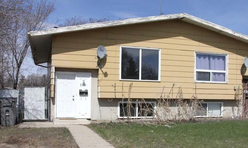 5216 35 St, Lloydminster, AB, T9V1G9 | Card Image