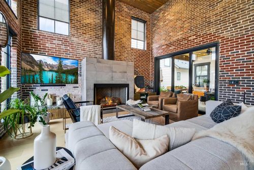 2526 W Rustic Forge St, Eagle, ID, 83616-4560 | Card Image